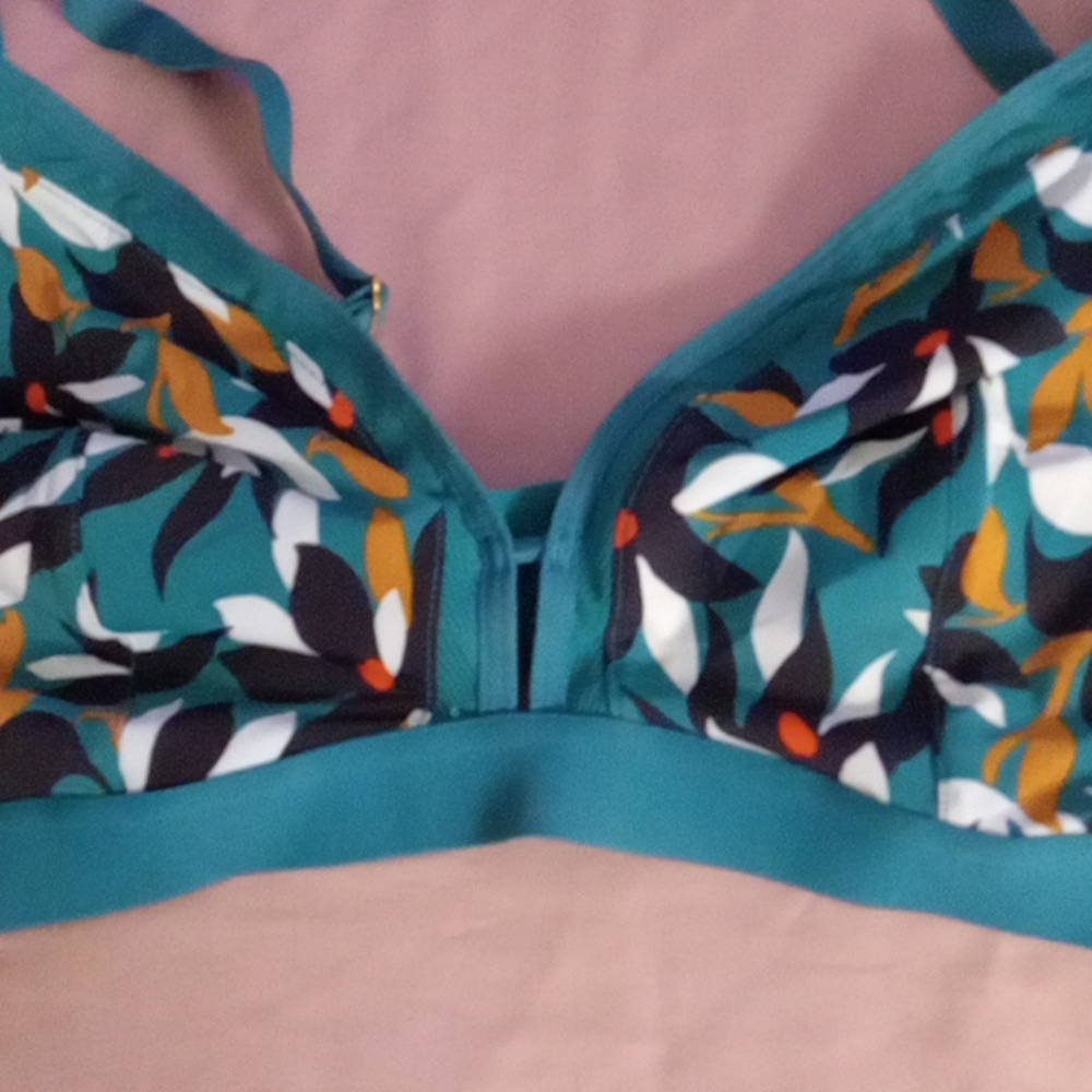 Bra - Picture 2 of 5